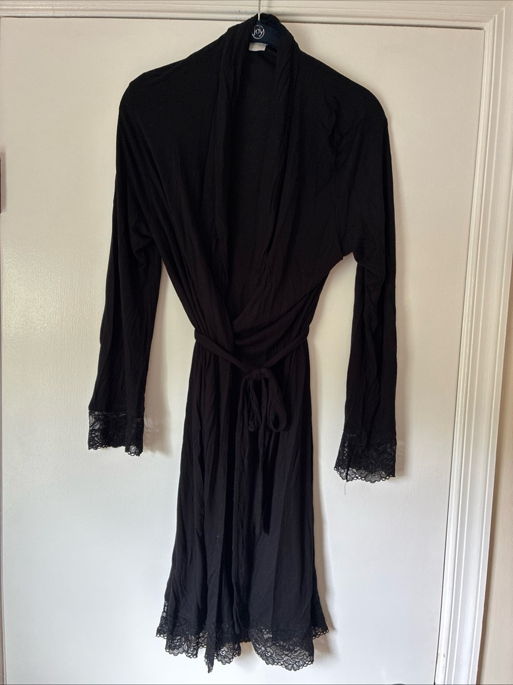 Eberjey black lace trimmed robe size S/M